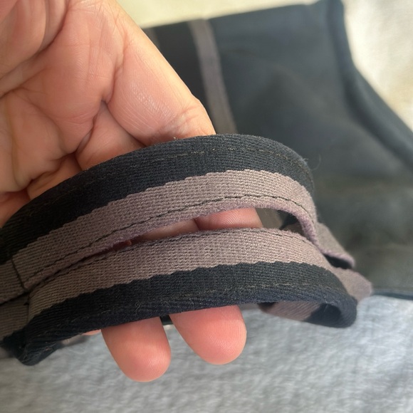 Hermes Small Tote Bag.  Has COA. - Picture 12 of 12